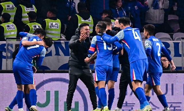 申花签下新援，提升实力迎接下一场比赛的简单介绍