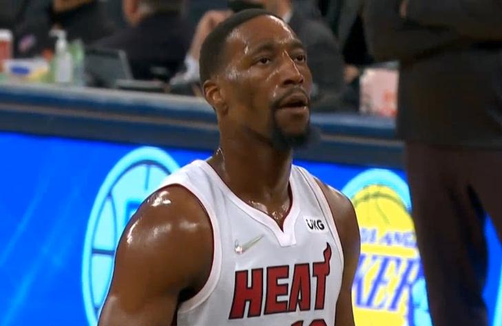 包含半场逆转!球员状态火热,领先对手一步的词条 包含半场逆转!球员状态火热,领先对手一步的词条